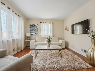 158 Charlton Ave