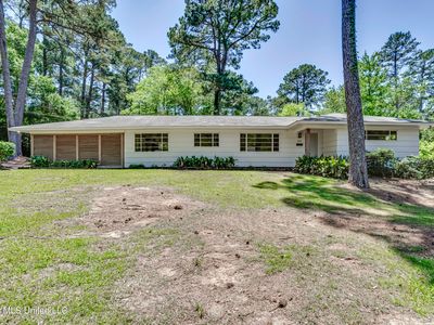 2051 Meadowbrook Rd