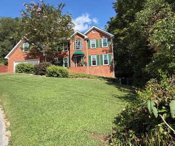806 Amy Ln