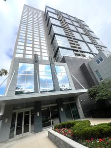 1901 S Calumet Ave Unit 2602