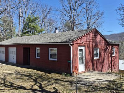 211 Watertank Rd