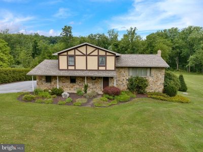 88 Conrad Rd
