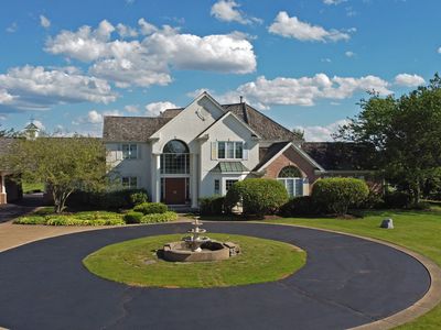 16885 W Thoroughbred Dr