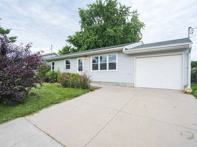 Property at 312 W 16th St N, Newton, IA