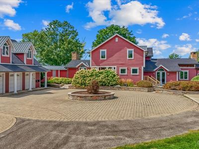 202 N Queen Anne Rd