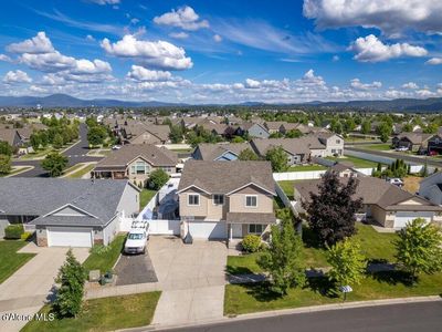 3050 E Thrush Dr