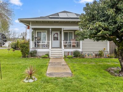 245 L St
