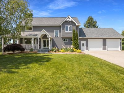 7360 Upper Orchard Rd