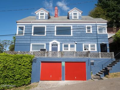 600 Front 309 Cedar St