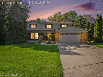 2810 Sandhurst