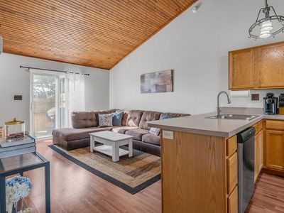 2506 Knightsbridge Ln