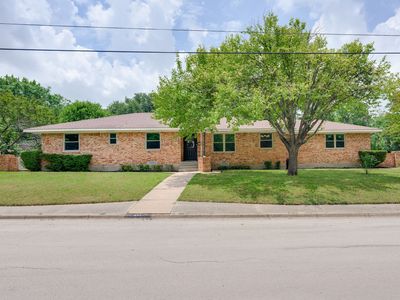 224 W Lanett Dr