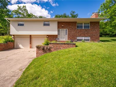 860 Lea Castle Pl