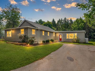 12 Dickerson Place