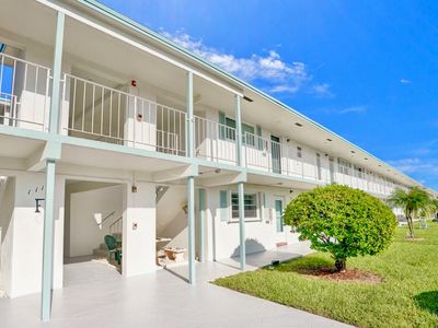 1117 Lake Terrace UNIT 107