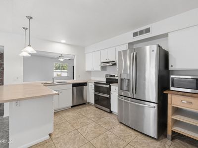 642 W MAGDALENA Drive