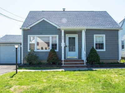 Property at 525 Passaic Ave, Kenilworth, NJ