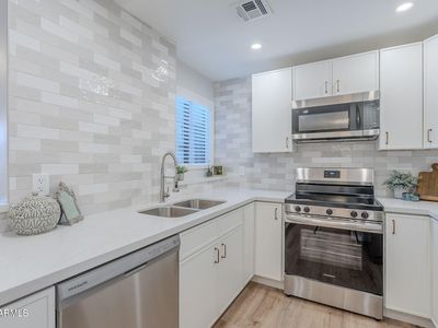 533 W Guadalupe Rd UNIT 2063