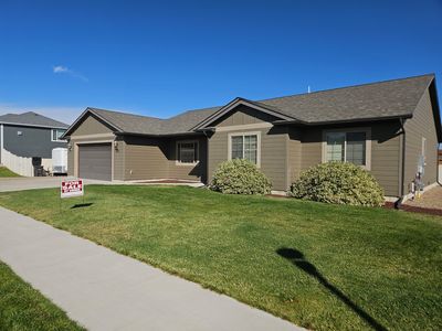 820 Amethyst Ave