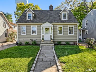 15 Hadik Parkway