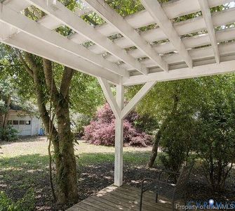 137 Sand Hill Rd