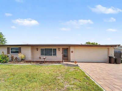 7015 Moravian Dr