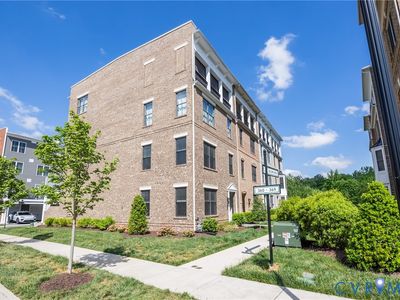 360 Souldren Walk APT A