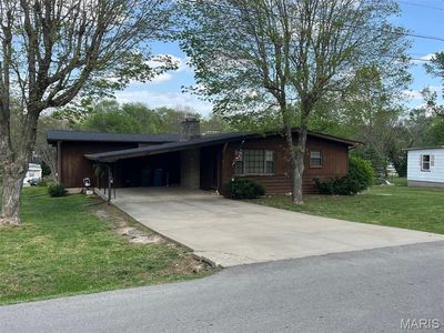 Property at 711 Nicholson Dr, Potosi, MO