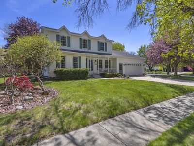 87 Eastbrook LANE