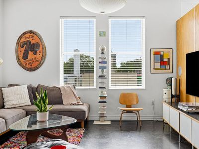 277 N Broadway #209