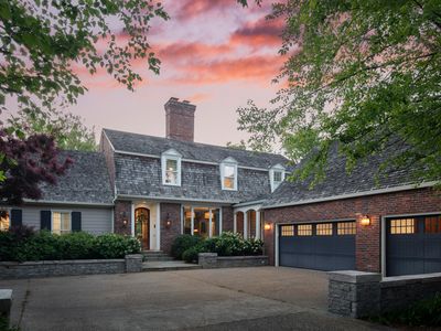 2104 Island Point