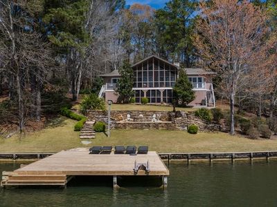 765 Moss Dr