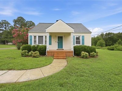 404 Glen Raven Rd
