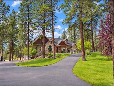 84 Cherry Creek Bluff Rd