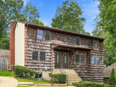 22-24 Conifer Court