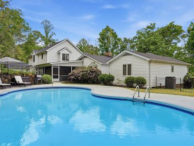 144 Porter Rd