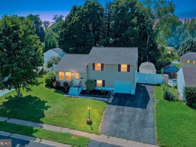 1043 Dettling Rd