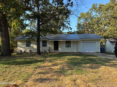 Property at 207 Gum Rd, Carl Junction, MO