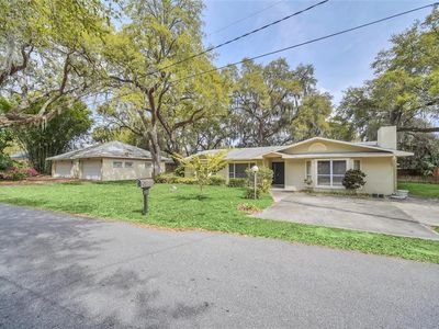 581 WOODLAWN TERRACE