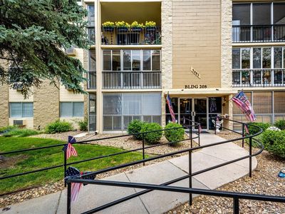 3082 S Wheeling Way #105