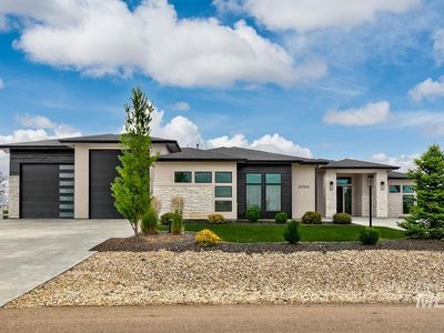 24564 Regal Rd