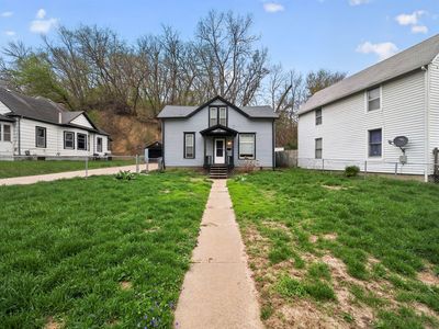 118 E Graham Ave