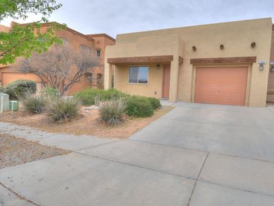 2364 Cortina Loop SE