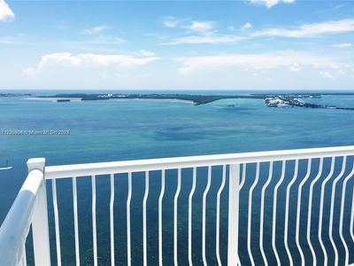 1200 Brickell Bay Dr APT 3902