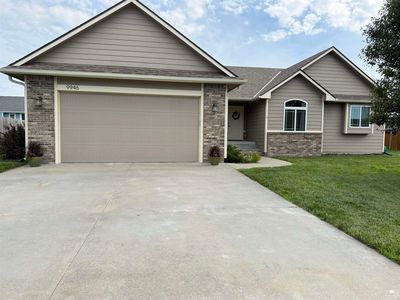 9946 Rosemary Ln