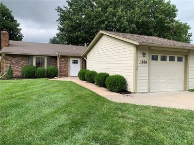 1404 W Stone Blvd
