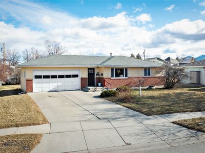 316 N 10th Ave