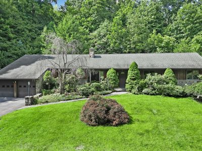 1169 Ridgebury Road