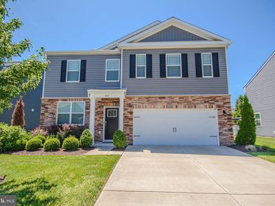 410 Lena Ln