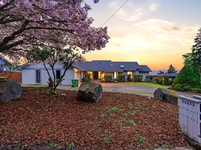 29885 Riverview Dr